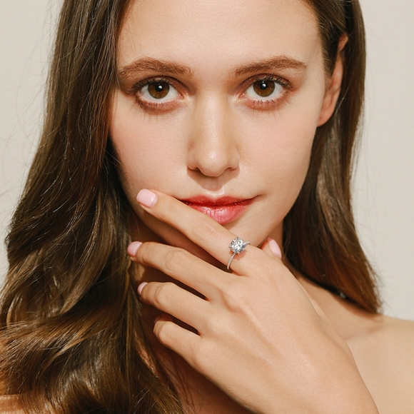 Classic Luxury 3Ct Engagement Ring - Picture 7 of 7